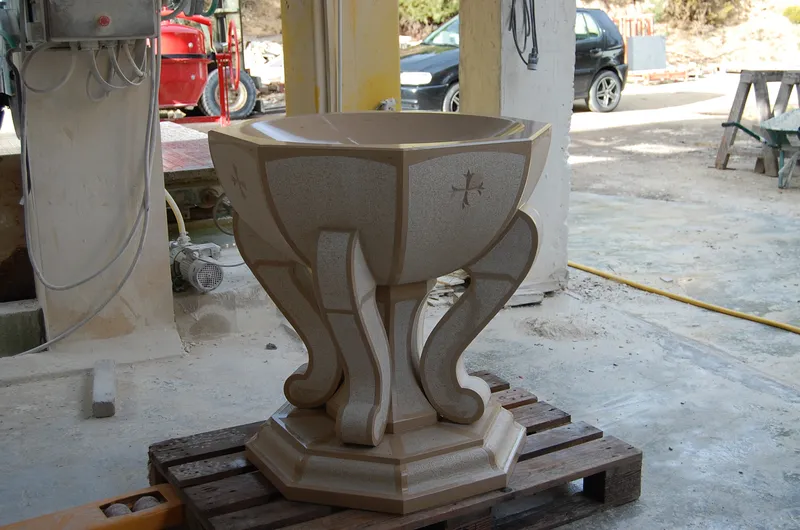 Fonts baptismaux de Roquevaire — photo 2