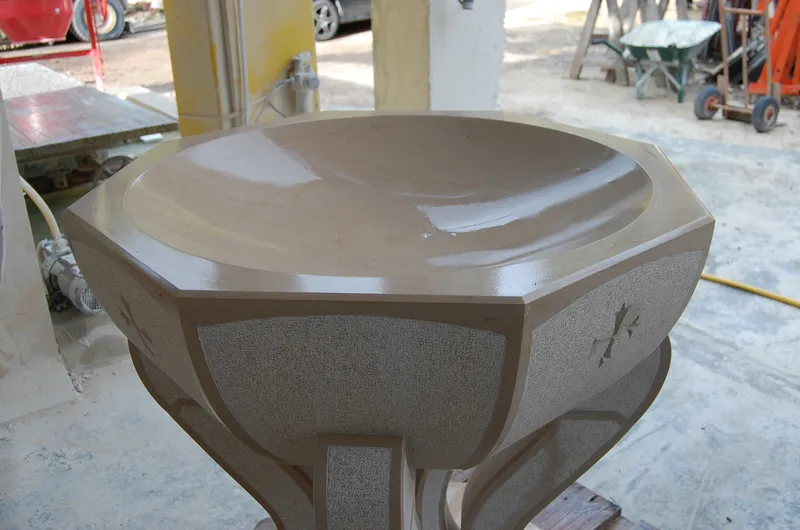 Fonts baptismaux de Roquevaire — photo 3