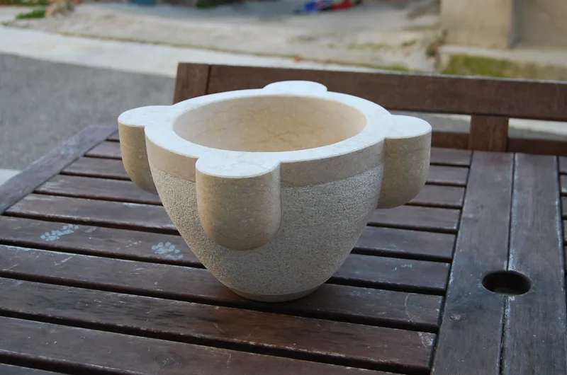 Mortier en pierre — photo 1