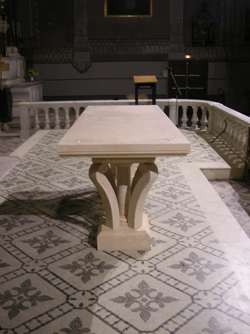 Autel de l’église de Roquevaire — photo 11