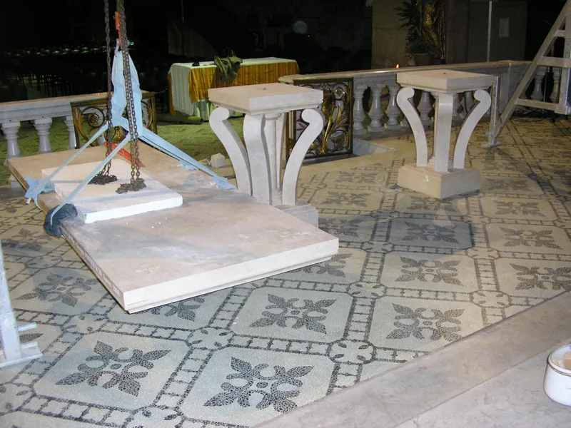 Autel de l’église de Roquevaire — photo 8